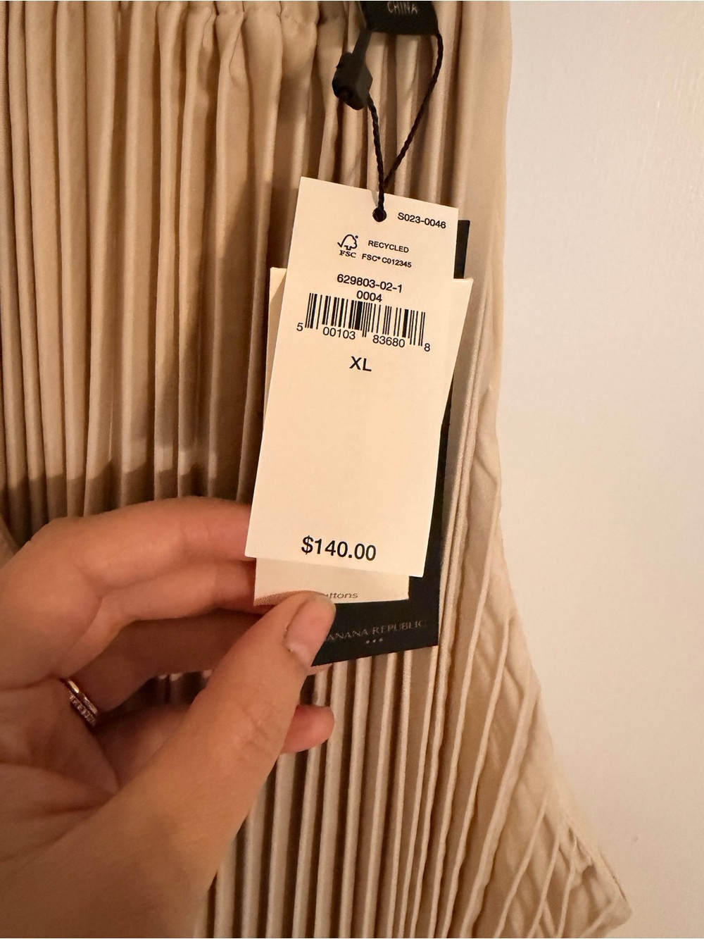 Banana Republic Cream Pleated Halter Maxi Dress - Picture 4 of 11